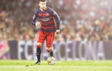 中国体彩_巴萨26岁队长红牌下场后心态崩盘，身心疲劳宣布休战数周