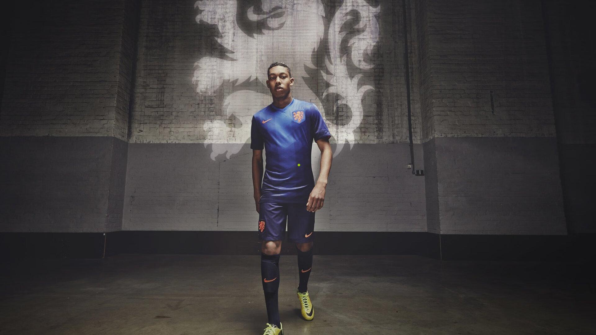 王上源闪电破门舒尼奇诡异乌龙 河南客场战平广州城