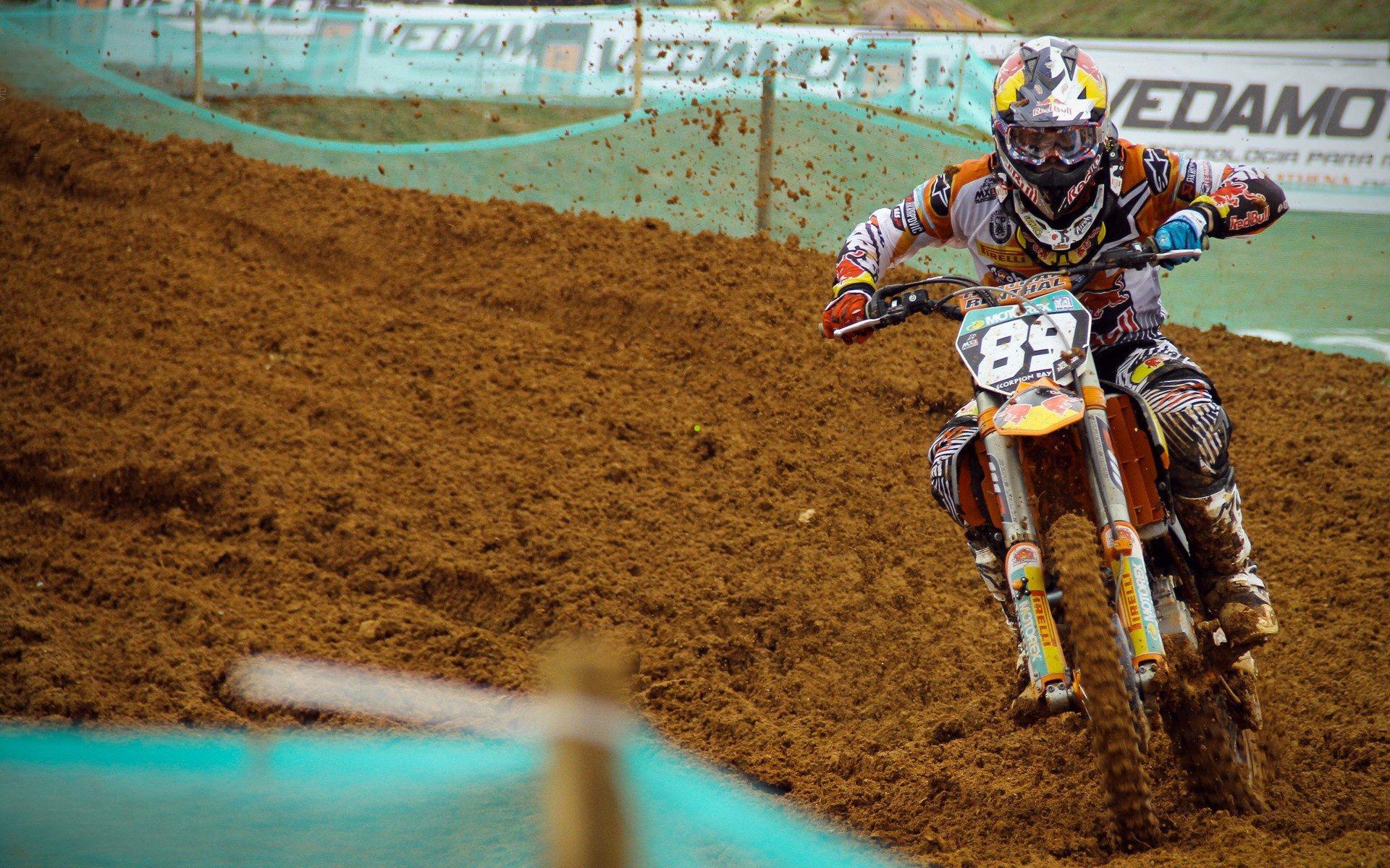 美媒解析哈登未来四大方向，携手爱德华兹冲冠，或赴波特兰引领新时代？